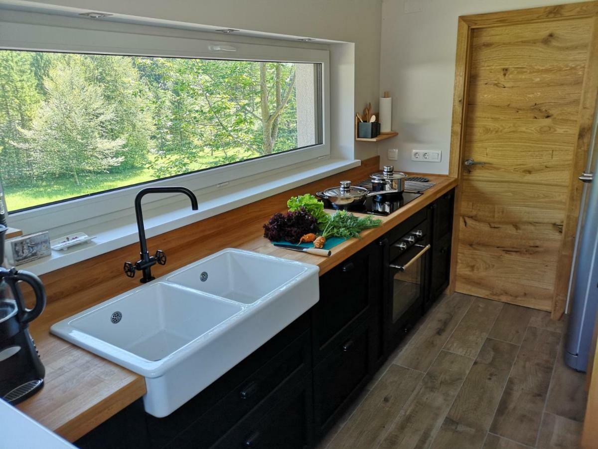 פרדבור Holiday House Red Deer מראה חיצוני תמונה